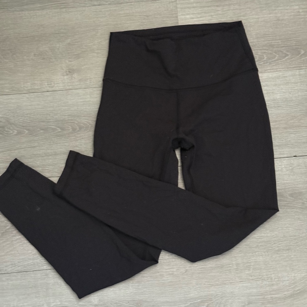 Lululemon black leggings